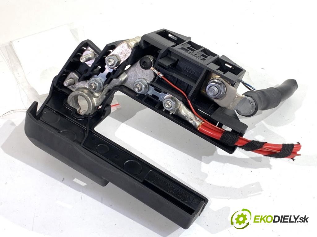 AUDI A4 B8 sedan 2009 105 kW 2.0 TDI 1968 svorka plus KB8J4590