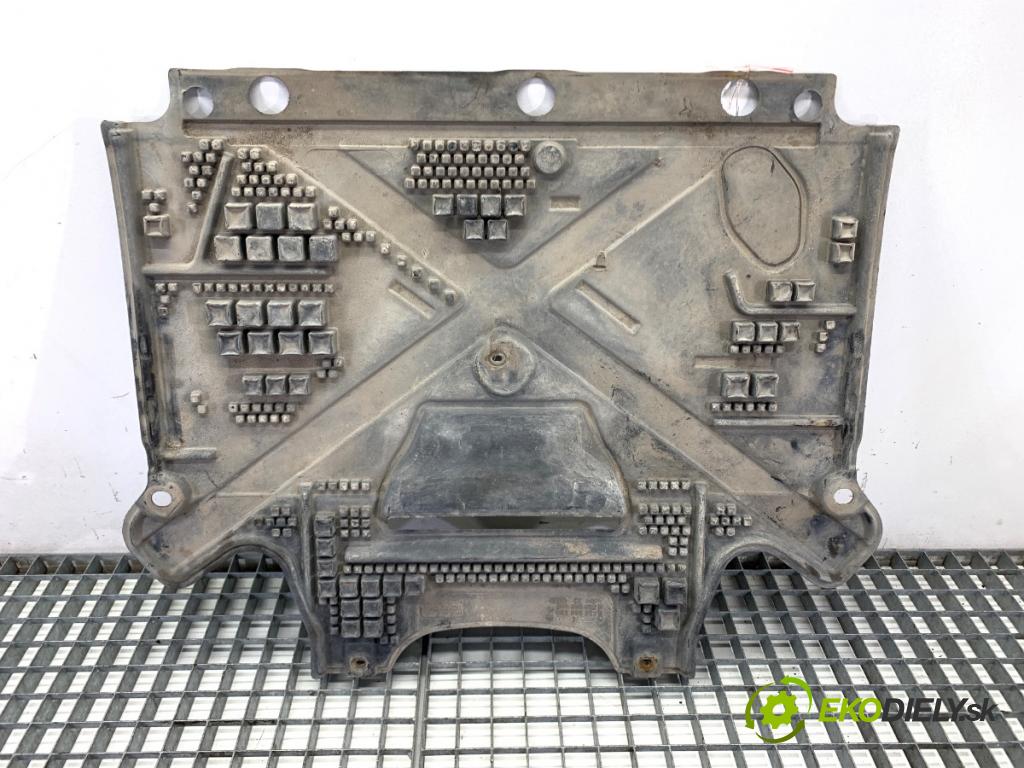 AUDI A4 B8 sedan 2009 105 kW 2.0 TDI 1968 clona pod motor plastová 8K1863822K