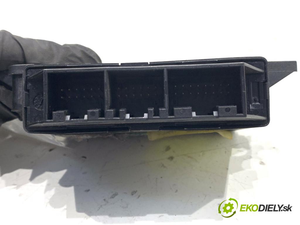 SKODA FABIA II Kombi 2008 63 kW 1.4 1390 Modul PDC 5J0919283 (Riadiaca jednotka ostatné)