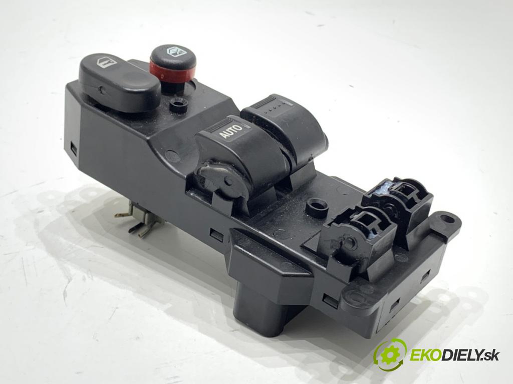 HONDA JAZZ II liftback 2001 59 kW 1.4 1339 Prepínač okien  (Prepínacie páčky pod volantom)