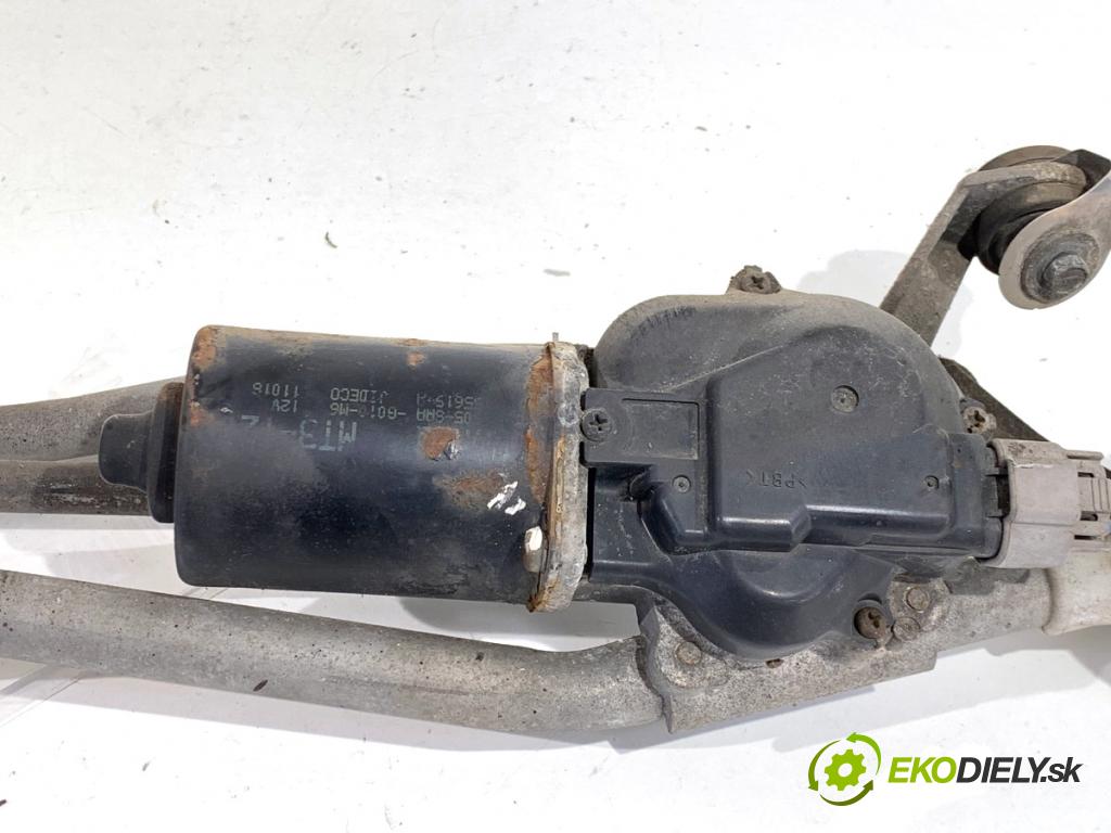 HONDA JAZZ II liftback 2001 59 kW 1.4 1339 Mechanizmus stieračov predný  (Motorček stieračov predný)