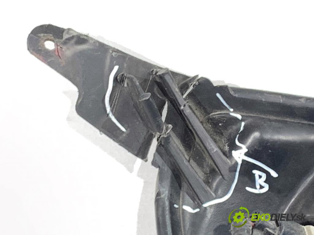 HONDA JAZZ II liftback 2001 59 kW 1.4 1339 Svetlomet ľavy predný