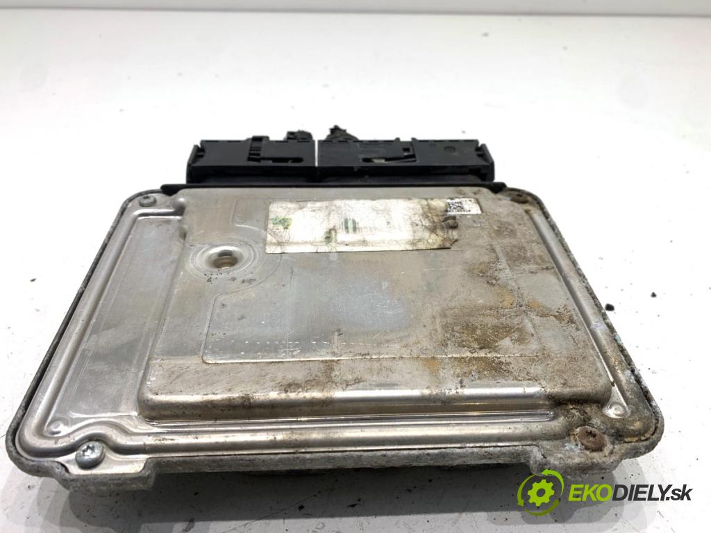 VW PASSAT B7 Kombi 2011 103 kW 2.0 TDI 1968 řídící jednotka motora 03L907309N (Řídicí jednotka)