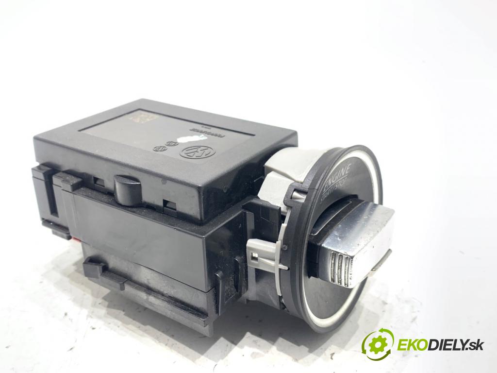 VW PASSAT B7 Kombi 2011 103 kW 2.0 TDI 1968 spinačka 3C0905843T (Spínacia skrinka)