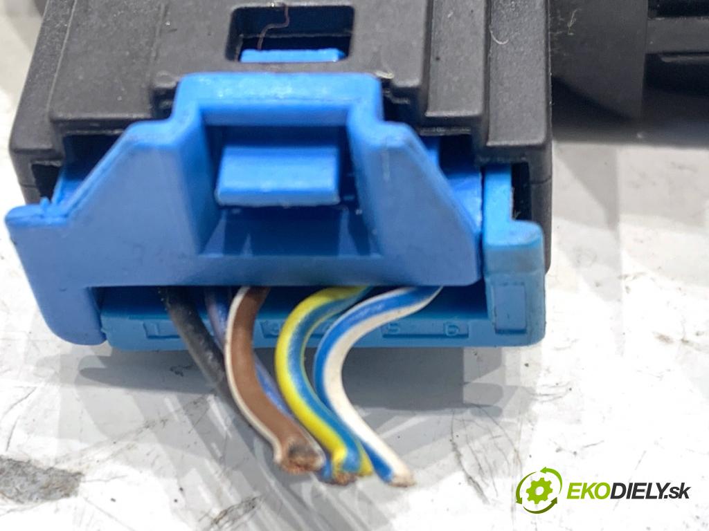 VW PASSAT B7 Kombi 2011 103 kW 2.0 TDI 1968 Motor kúrenia 3C0907511R