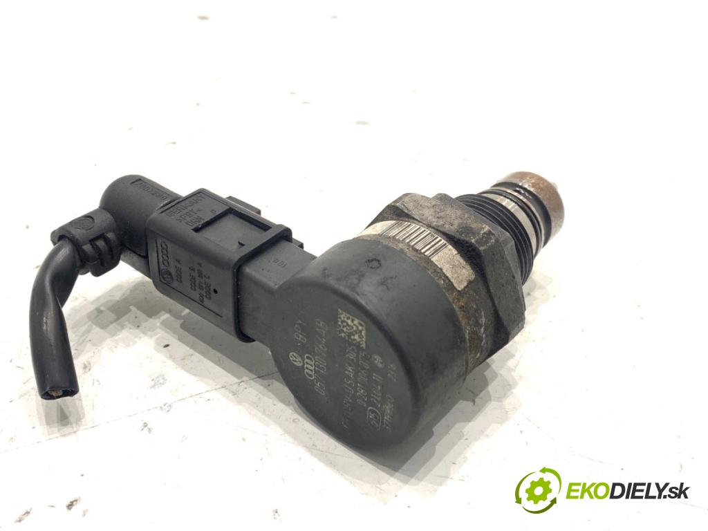 VW PASSAT B7 Kombi 2011 103 kW 2.0 TDI 1968 Regulátor tlaku paliva 057130764AB (Palivový systém ostatné)