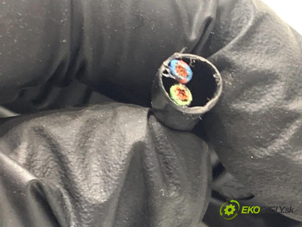 VW PASSAT B7 Kombi 2011 103 kW 2.0 TDI 1968 Regulátor tlaku paliva 057130764AB (Palivový systém ostatné)