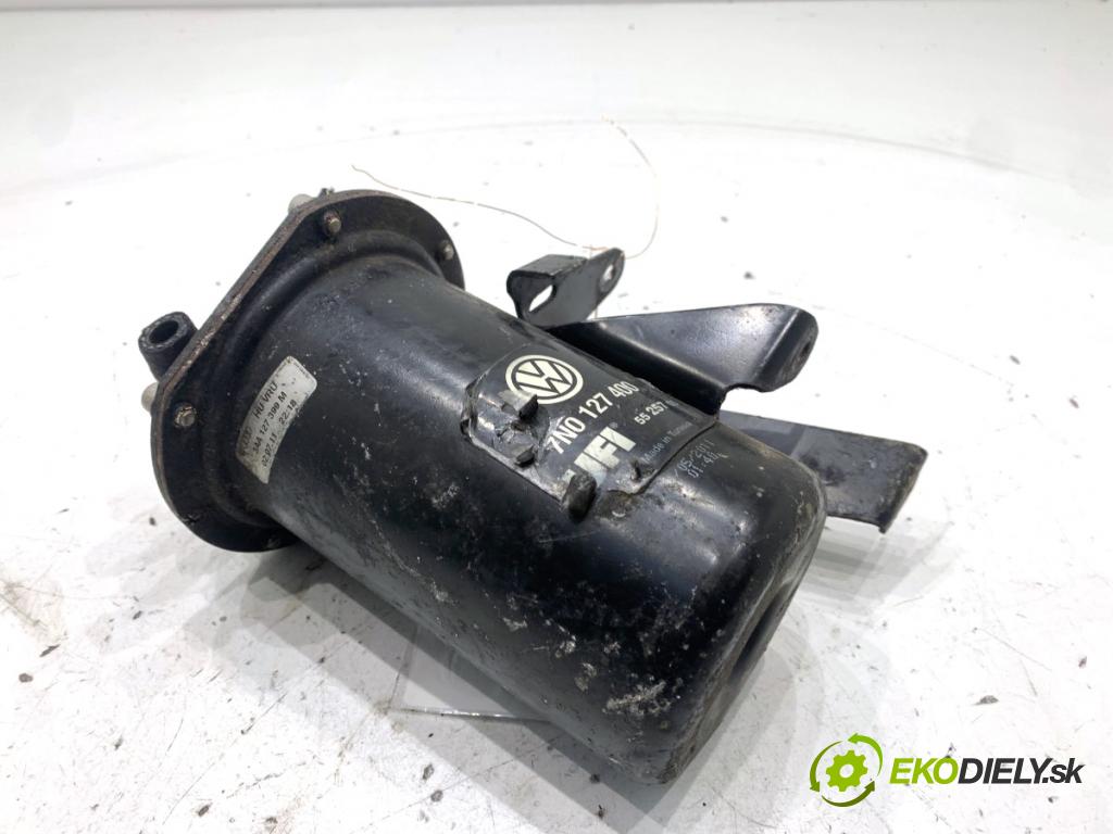 VW PASSAT B7 Kombi 2011 103 kW 2.0 TDI 1968 obal filtra paliva 7N0127400 (Kryt palivového filtru)