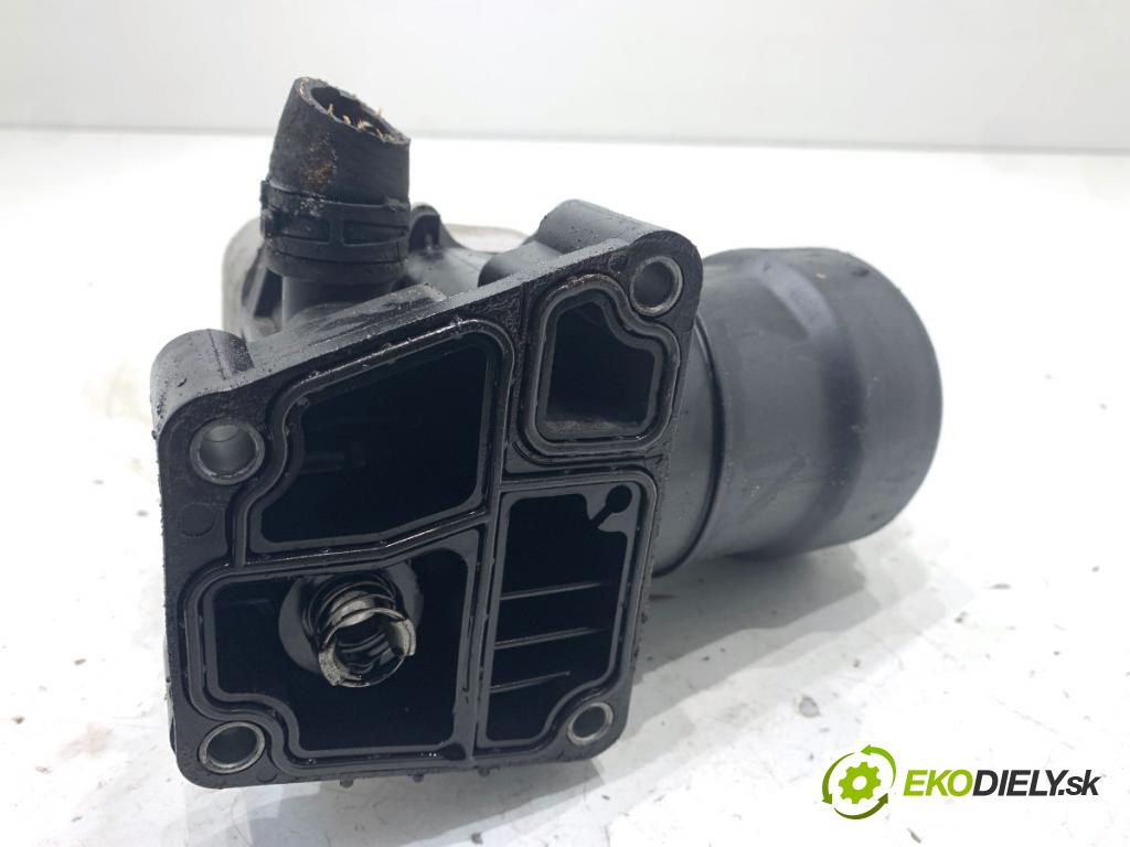 VW PASSAT B7 Kombi 2011 103 kW 2.0 TDI 1968 Obal filtra oleja 2002300 (Obal olejového filtra)