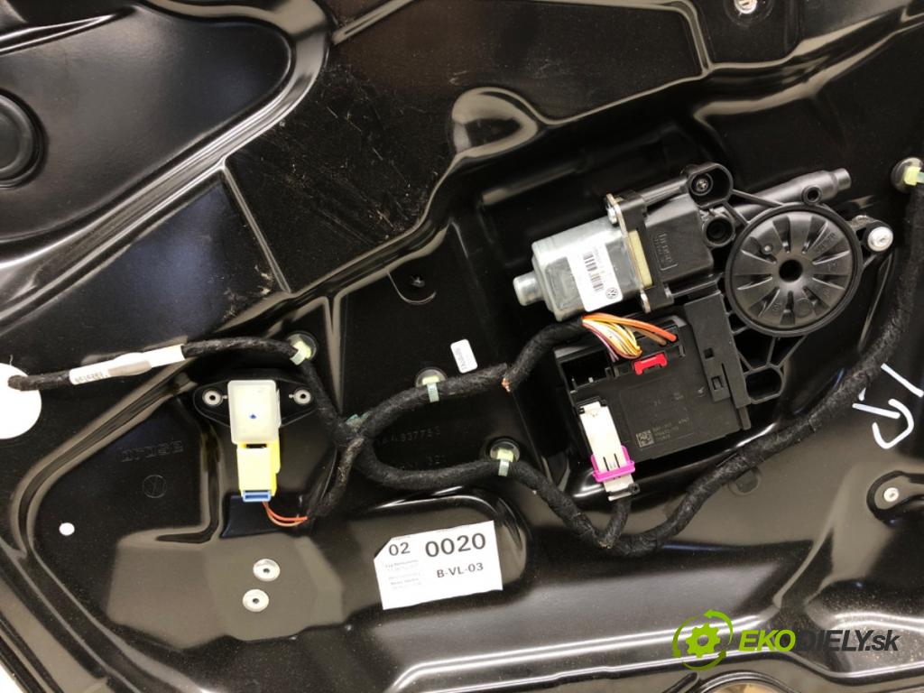 VW PASSAT B7 Kombi 2011 103 kW 2.0 TDI 1968 mechanismus okna levý přední část