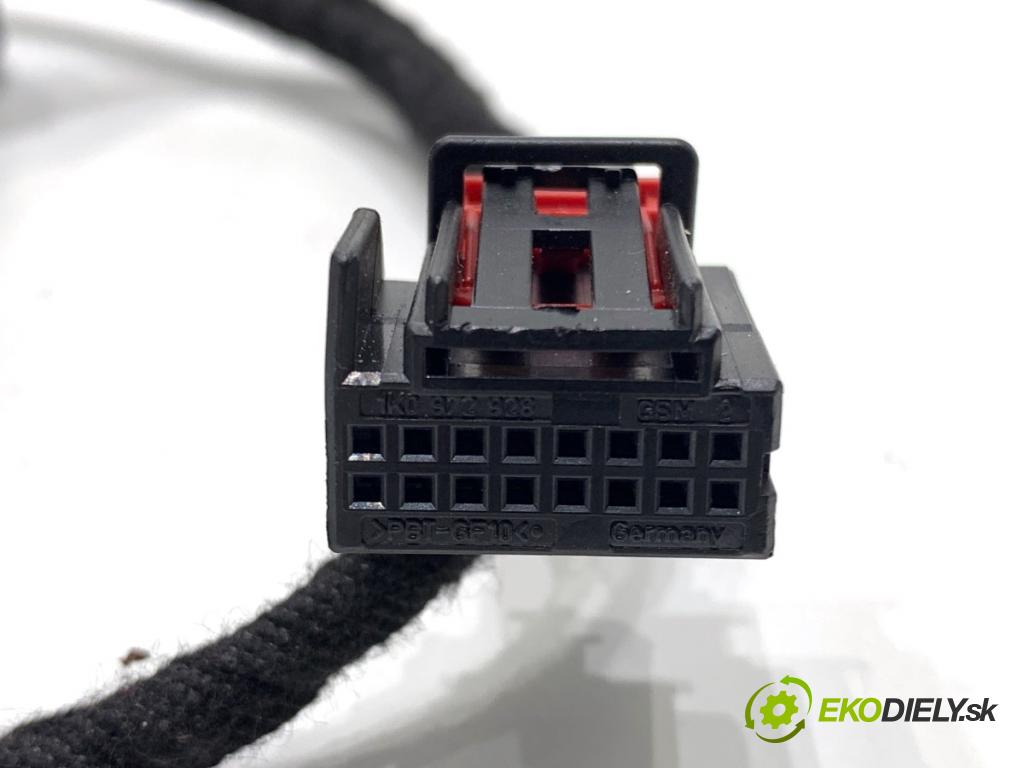 VW PASSAT B7 Kombi 2011 103 kW 2.0 TDI 1968 Spätné zrkadlo ľavy