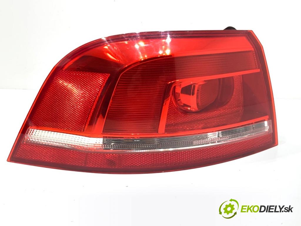 VW PASSAT B7 Kombi 2011 103 kW 2.0 TDI 1968 světlo levý zadní část 3AF945095C