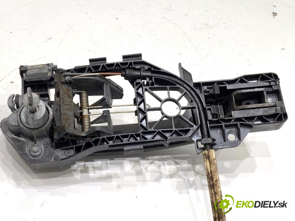 VW PASSAT B7 Kombi 2011 103 kW 2.0 TDI 1968 Kľučka vonkajšia ľavy predný