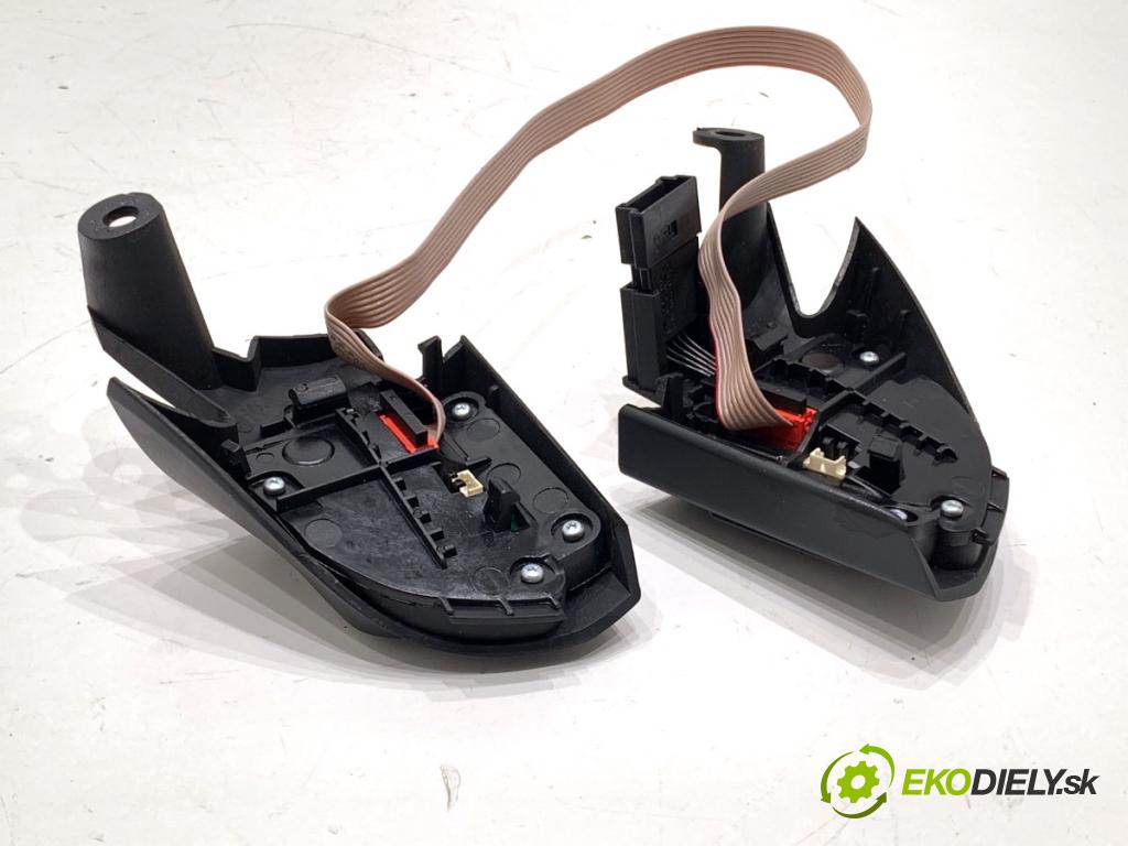 VW PASSAT B7 Kombi 2011 103 kW 2.0 TDI 1968 SPÍNAČE: volantu 3C8959537D