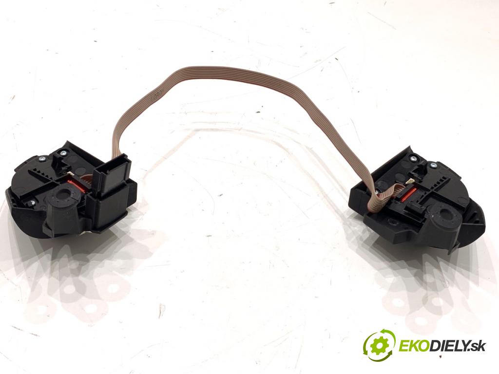 VW PASSAT B7 Kombi 2011 103 kW 2.0 TDI 1968 SPÍNAČE: volantu 3C8959537D