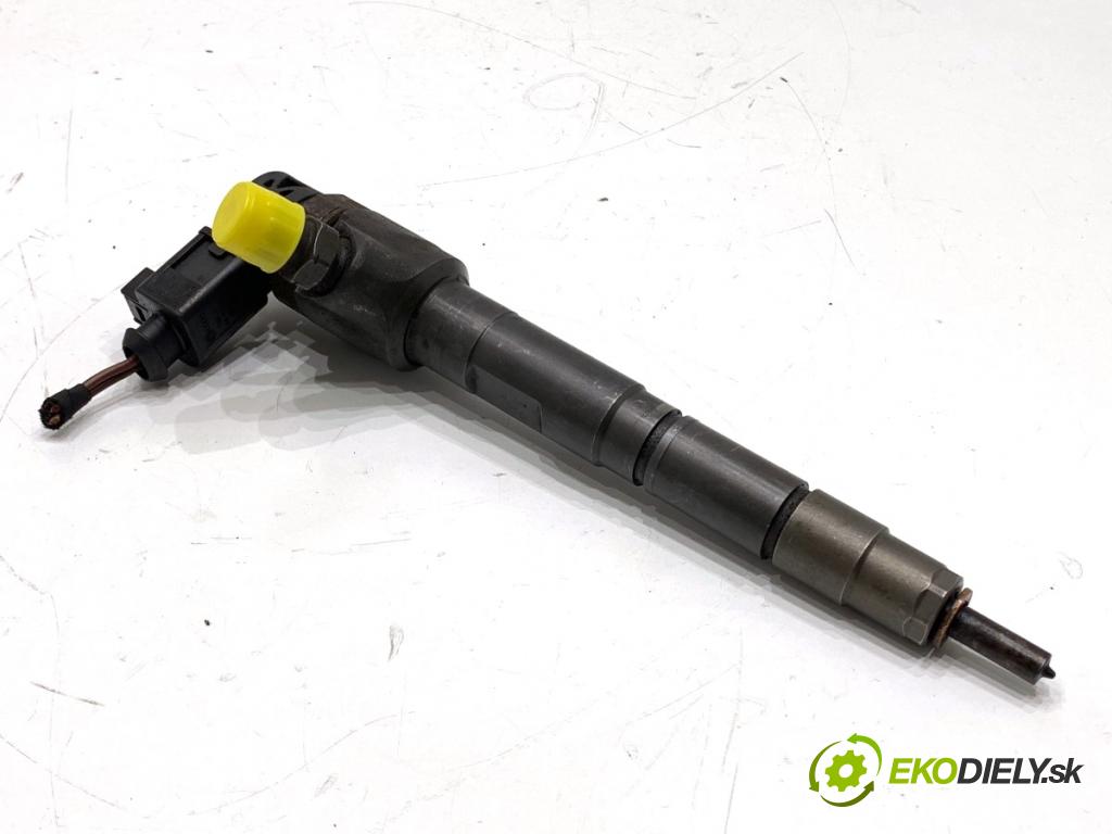 VW PASSAT B7 Kombi 2011 103 kW 2.0 TDI 1968 vstrekovač 03L130277J (Vstrekovač paliva)