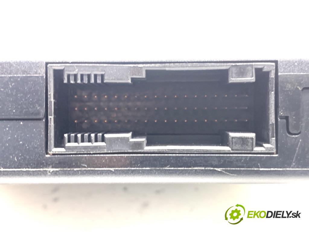 VW PASSAT B7 Kombi 2011 103 kW 2.0 TDI 1968 Modul BLUETOOTH 3C8035730B (Riadiaca jednotka ostatné)