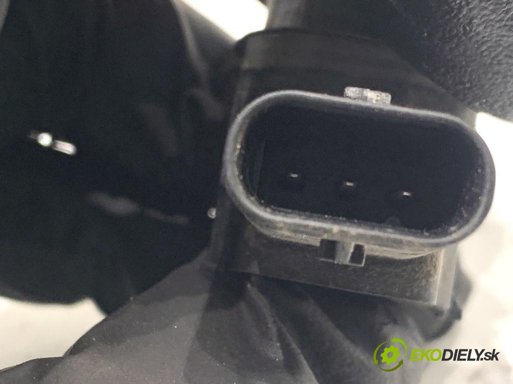 VW PASSAT B7 Kombi 2011 103 kW 2.0 TDI 1968 snímač PDC 5KD919275A