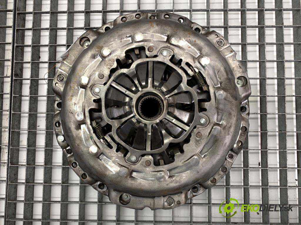 AUDI A4 B8 Kombi 2013 130 kW 2.0 TDI quattro 1968 spojková sada bez ložiska 124069010