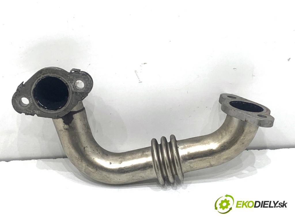 AUDI A4 B8 Kombi 2013 130 kW 2.0 TDI quattro 1968 rúrka EGR 03L131521D