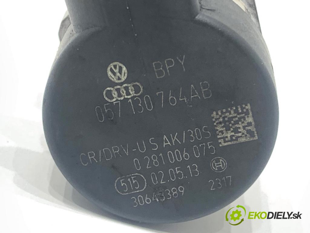 AUDI A4 B8 Kombi 2013 130 kW 2.0 TDI quattro 1968 Regulátor tlaku paliva 057130764AB (Palivový systém ostatné)