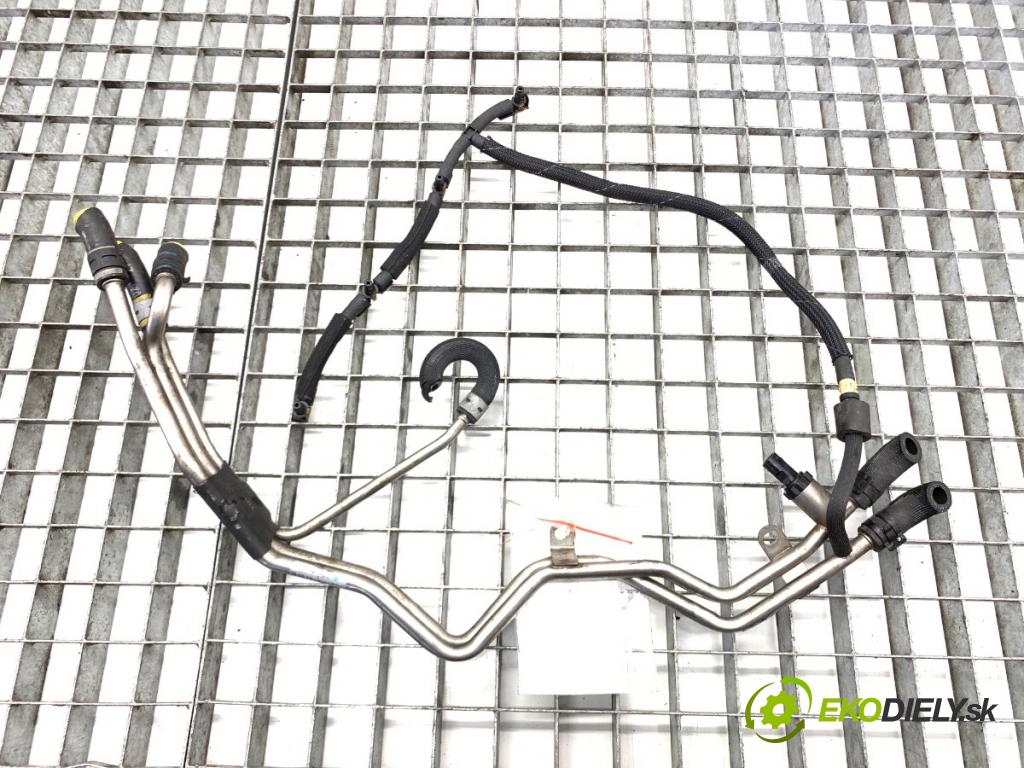 AUDI A4 B8 Kombi 2013 130 kW 2.0 TDI quattro 1968 Rúrka PALIVO: 03L201360AF