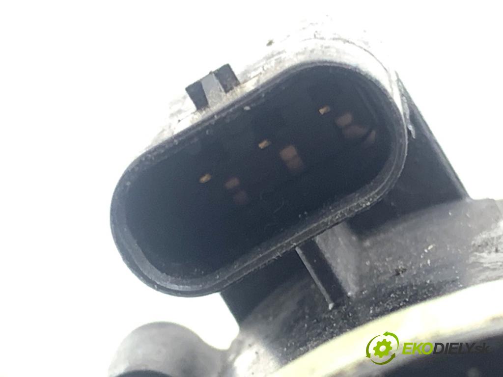 AUDI A4 B8 Kombi 2013 130 kW 2.0 TDI quattro 1968 DALŠÍ: pumpa vody 5N0965561A (Vodní pumpa)