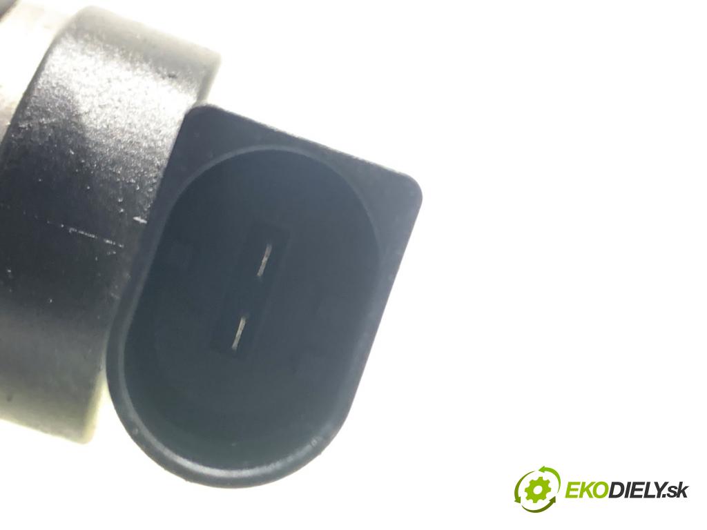 AUDI A4 B8 Kombi 2013 130 kW 2.0 TDI quattro 1968 Pumpa vysokého tlaku 03L130755AC 0445010529