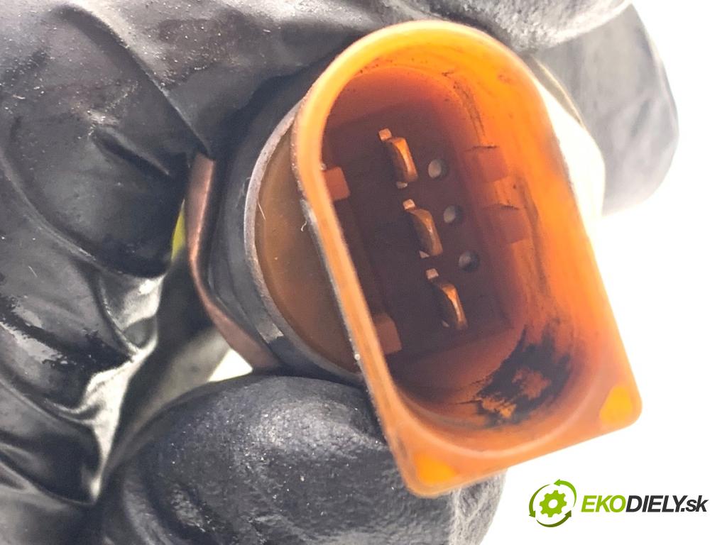 AUDI A4 B8 Kombi 2013 130 kW 2.0 TDI quattro 1968 Lišta vstrekovacia 03L130089Q (Vstrekovacia lišta)