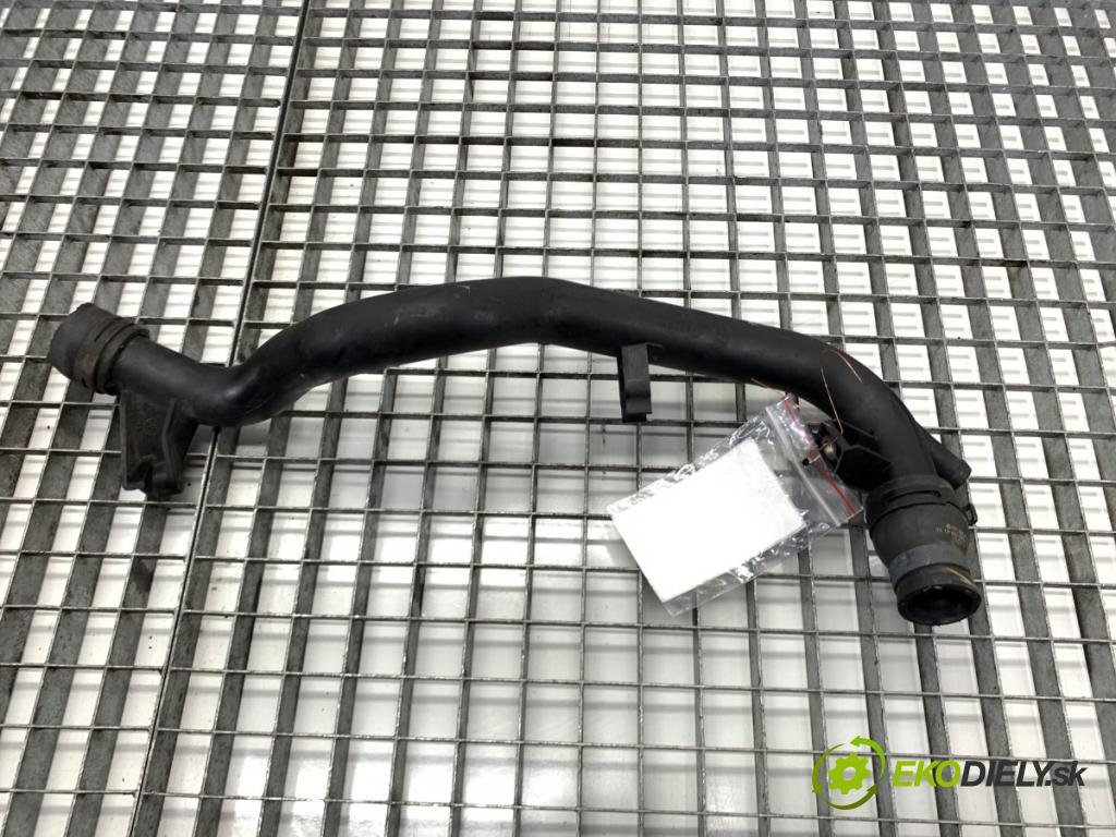 AUDI A4 B8 Kombi 2013 130 kW 2.0 TDI quattro 1968 Rozdeľovač vody 03L121071B