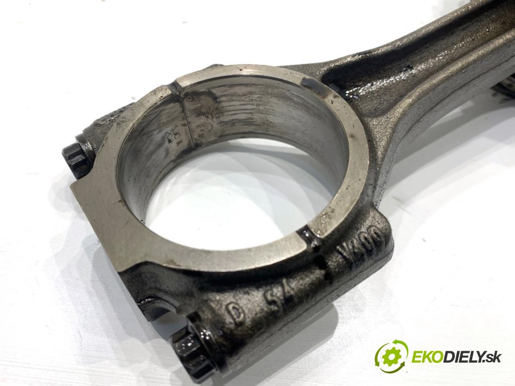 AUDI A4 B8 Kombi 2013 130 kW 2.0 TDI quattro 1968 PÍST: ojnice  (Píst)