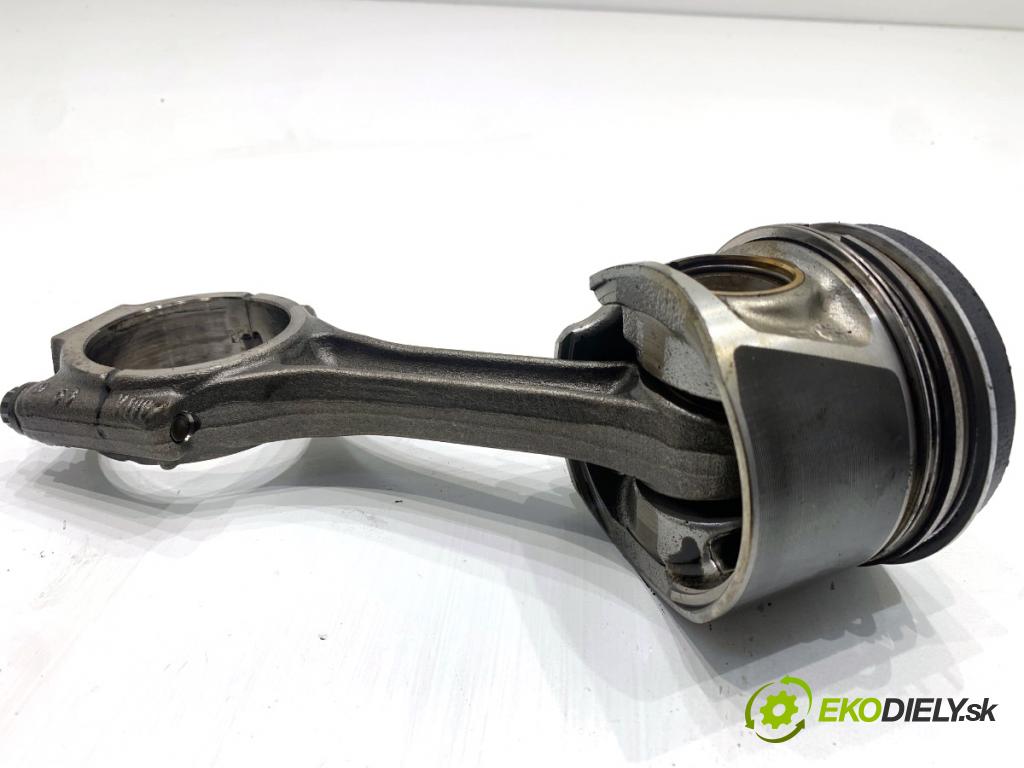 AUDI A4 B8 Kombi 2013 130 kW 2.0 TDI quattro 1968 PÍST: ojnice  (Píst)