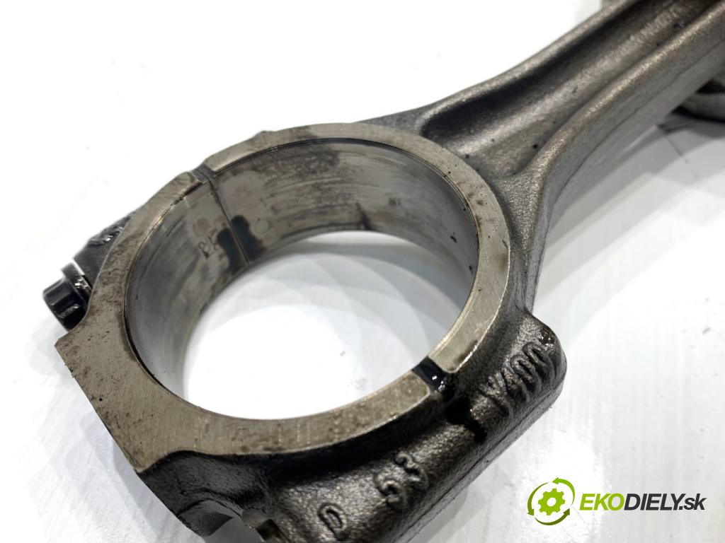 AUDI A4 B8 Kombi 2013 130 kW 2.0 TDI quattro 1968 PÍST: ojnice  (Píst)