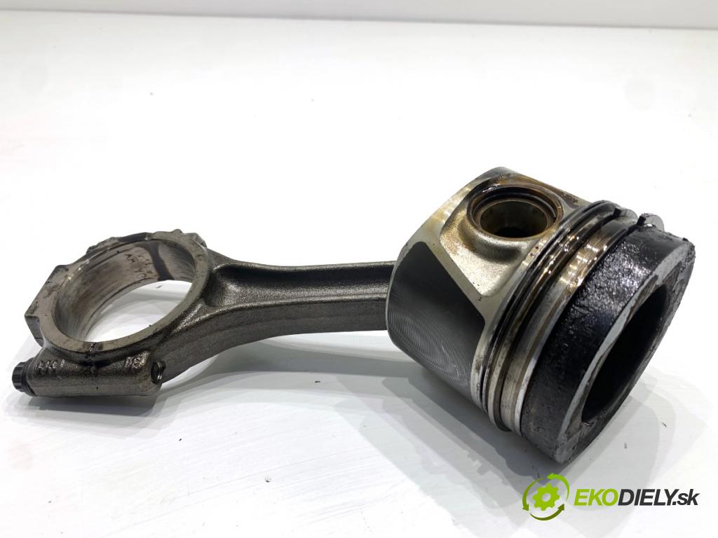 AUDI A4 B8 Kombi 2013 130 kW 2.0 TDI quattro 1968 PÍST: ojnice  (Píst)