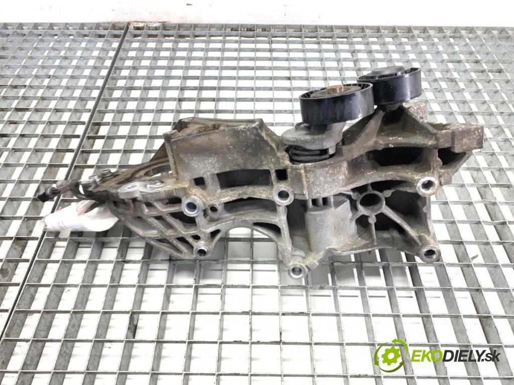 AUDI A4 B8 Kombi 2013 130 kW 2.0 TDI quattro 1968 držák uchycení alternátora 03L903143R