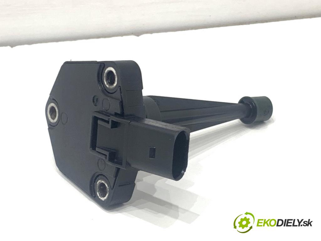 AUDI A4 B8 Kombi 2013 130 kW 2.0 TDI quattro 1968 Snímač hladiny oleja 04L907660A (Snímač)