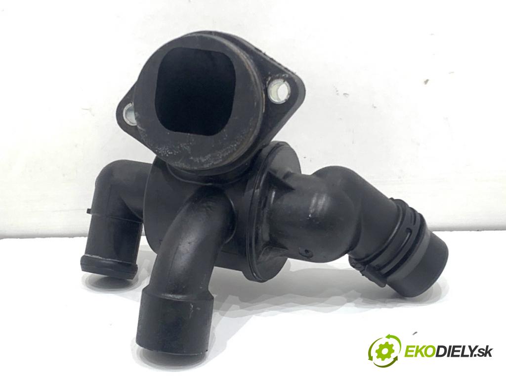 AUDI A4 B8 Kombi 2013 130 kW 2.0 TDI quattro 1968 Obal termostatu V3932006 (Obal (príruba) termostatu)