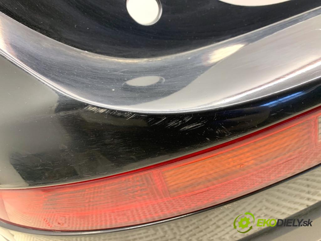 AUDI Q5 8R SUV 2011 125 kW 2.0 TDI quattro 1968 nárazník zadní část LY9B (Klika dveří ostatní)