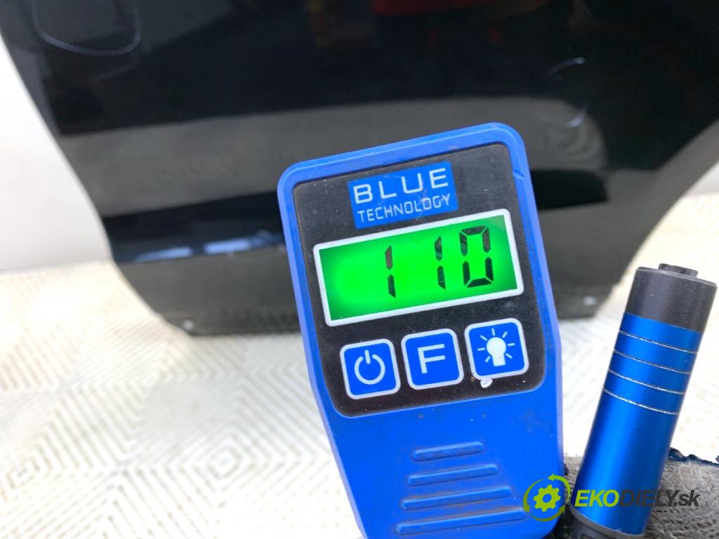 AUDI Q5 8R SUV 2011 125 kW 2.0 TDI quattro 1968 Dvere ľavy zad LY9B