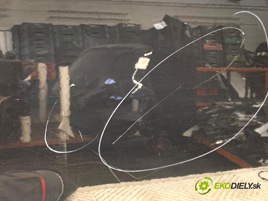 AUDI Q5 8R SUV 2011 125 kW 2.0 TDI quattro 1968 Dvere pravy predný LY9B