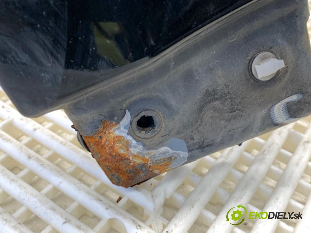 AUDI Q5 8R SUV 2011 125 kW 2.0 TDI quattro 1968 blatník levý přední část LY9B