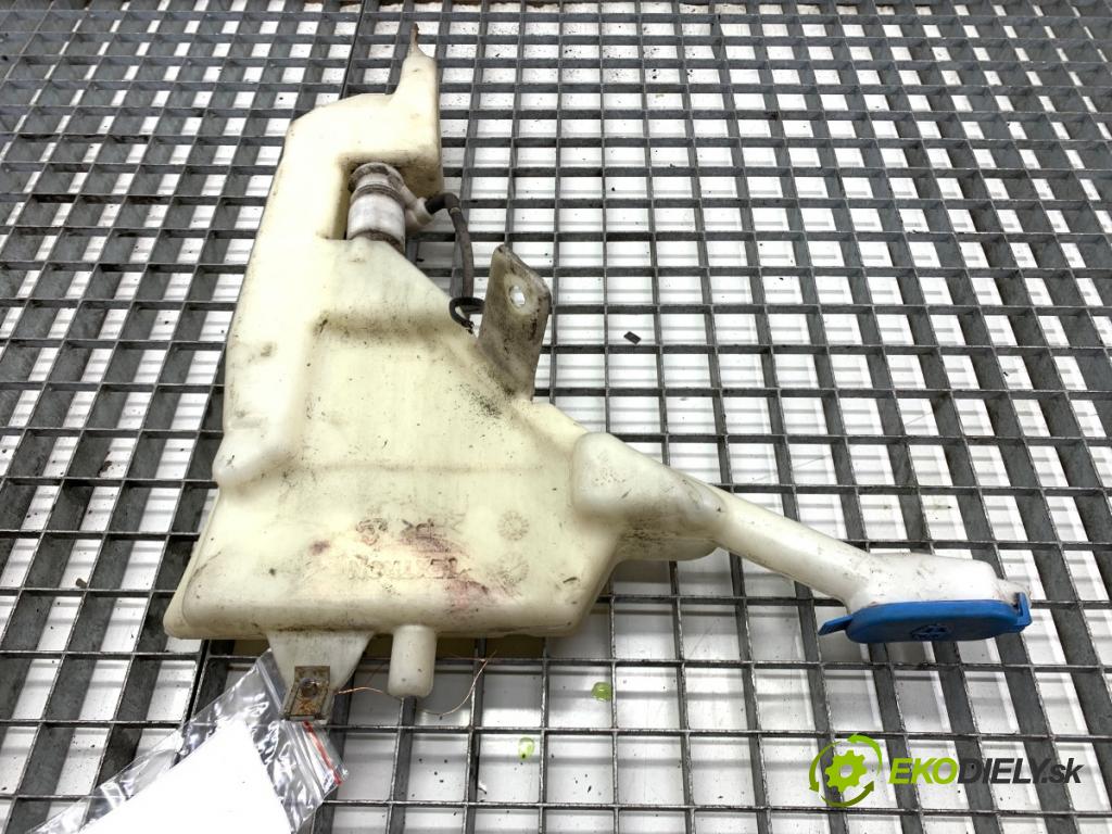 MINI R50 R53 liftback 2003 66 kW One 1598 nádržka ostřikovačů 