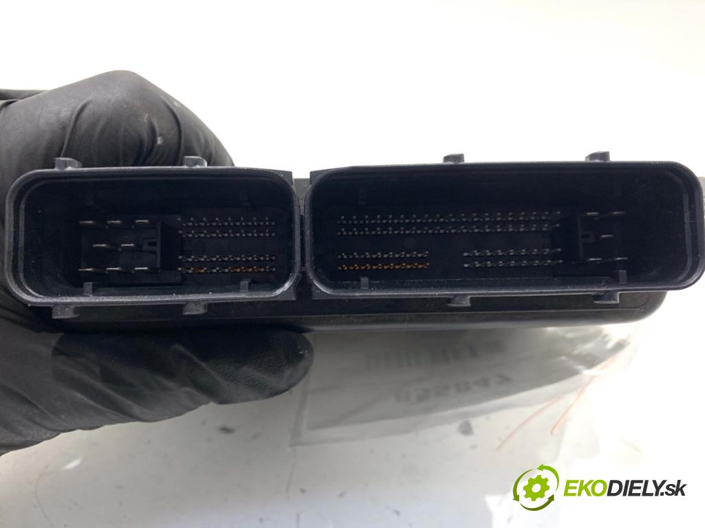 MINI R50 R53 liftback 2003 66 kW One 1598 řídící jednotka motora 7527610 7530652 (Řídicí jednotka)