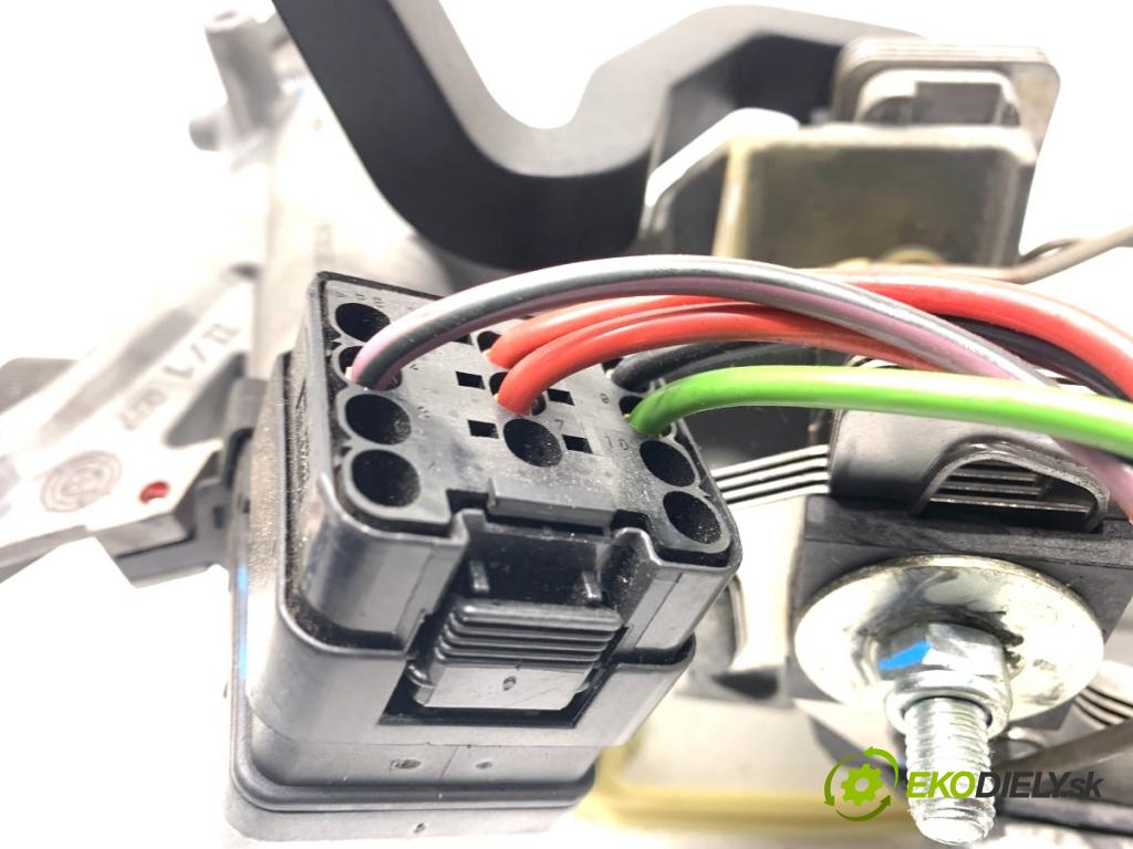 MINI R50 R53 liftback 2003 66 kW One 1598 spinačka  (Spínacia skrinka)