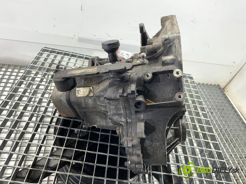 MINI R50 R53 liftback 2003 66 kW One 1598 Prevodovka  (Prevodovka)