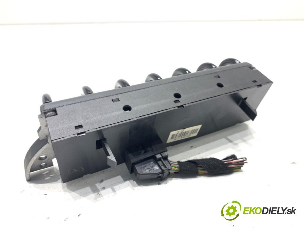 MINI R50 R53 liftback 2003 66 kW One 1598 přepínač oken 6917989 (Páčky pod volantem)