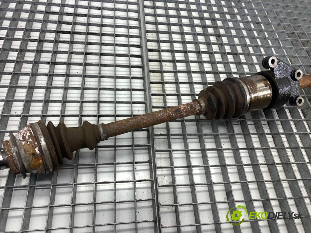 MINI R50 R53 liftback 2003 66 kW One 1598 Poloos pravy predný