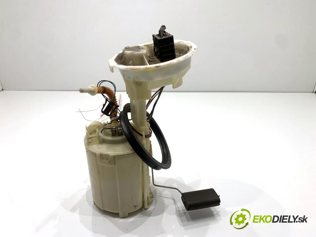 MINI R50 R53 liftback 2003 66 kW One 1598 Pumpa paliva