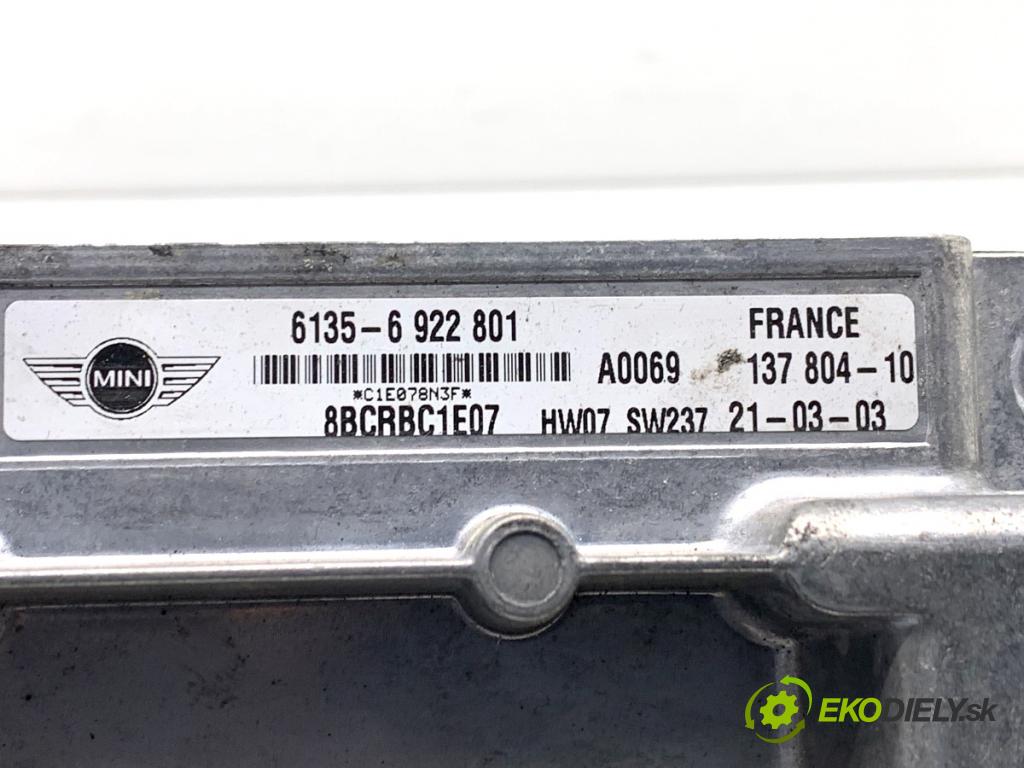 MINI R50 R53 liftback 2003 66 kW One 1598 Modul komfortu 6922801 (Modul komfortu)
