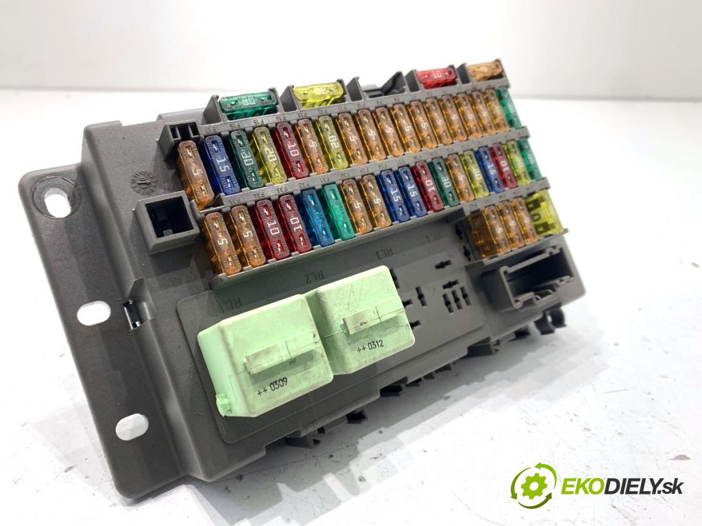 MINI R50 R53 liftback 2003 66 kW One 1598 Modul BSI 6906600 (Poistková skrinka)